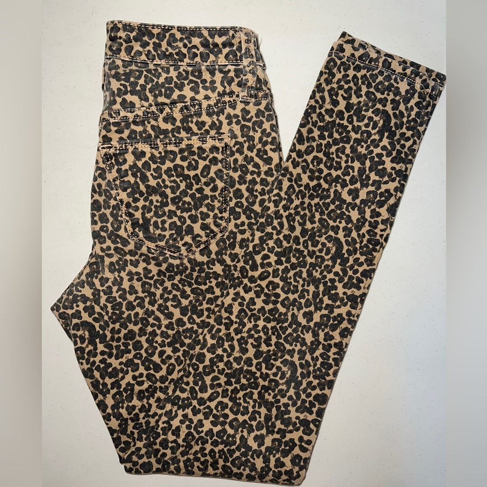 🐆 Leopard Jeans